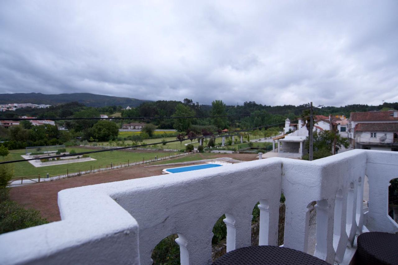 Hospedagem Dona Rosalina Seia Exterior foto